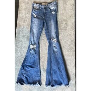Bridge By Gly Low Rise Flare Distressed Worn Blue Patchwork Womens Jean Size 24